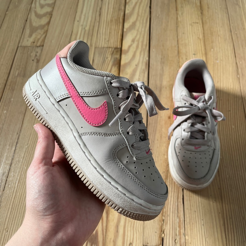 Nike Air Force 1 Low Kids Size 1Y Grey Pink FV5948-002 Leather casual Sneakers